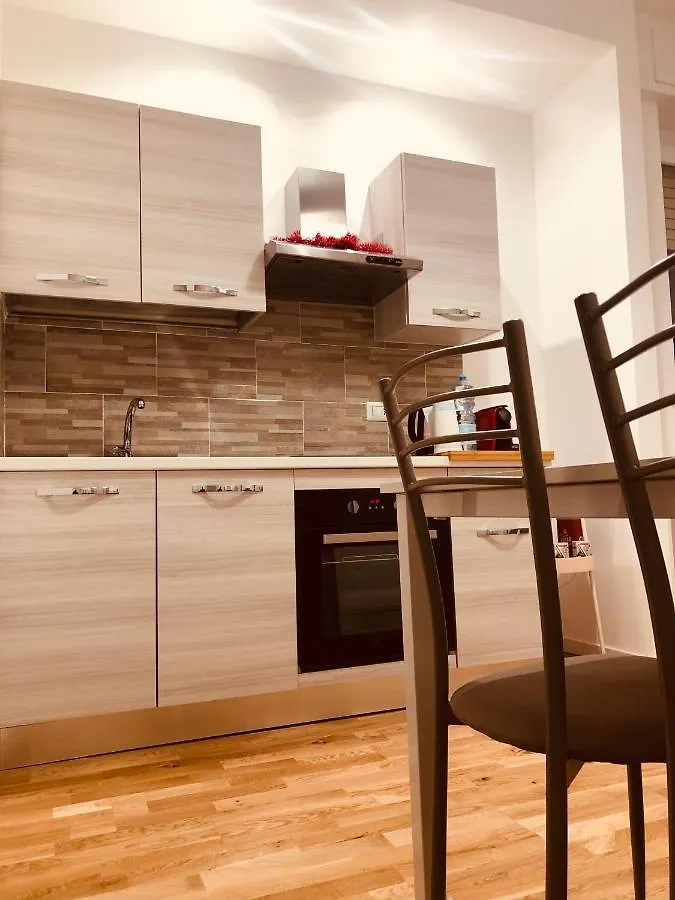 Apartment Vt Home - Appartamento Milano Zona Navigli Italy