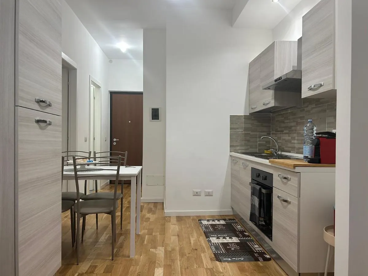 Vt Home - Appartamento Milano Zona Navigli Italy